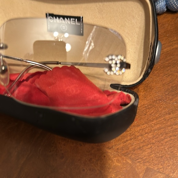 Authentic beautiful vintagee Chanel rimless silver tone gradient gray lens - Picture 3 of 12